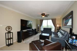 2421 NE 65th St, Fort Lauderdale, FL 33308, Sold 05/11/21