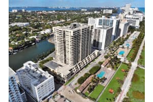 2555 Collins Ave, Miami, FL 33140, Sold 06/10/21