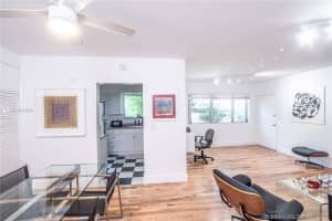 10002 E Bay Harbor Dr, Bay Harbor Islands, FL 33154, Sold 01/18/22