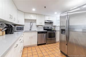 6820 Indian Creek Dr #2c, Miami, FL 33141, Sold 03/19/21