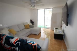 720 Collins Ave, Miami Beach, FL 33139, Sold 10/21/21