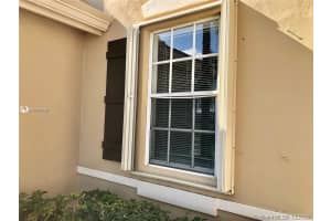 920 SW 153rd Ct, Miami, FL 33194, Sold 06/14/21