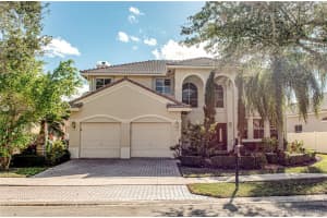 922 Crestview Cir, Weston, FL 33327, Sold 03/10/21