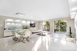 8877 Collins Ave, Surfside, FL 33154, Sold 03/24/21