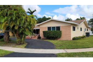 810 NW 9th Ave, Dania Beach, FL 33004, Sold 02/15/21