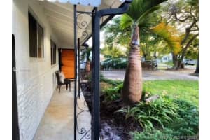 231 To to Lo Chee Dr, Hialeah, FL 33010, Sold 06/24/21