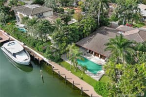 513 Oleander Dr, Hallandale Beach, FL 33009, Sold 03/12/21