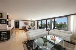 10101 E Bay Harbor Dr, Bay Harbor Islands, FL 33154, Sold 06/01/21