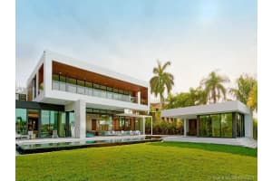 135 Palm Ave, Miami Beach, FL 33139, Sold 08/24/21