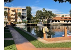 2741 Taft St, Hollywood, FL 33020, Sold 03/22/21