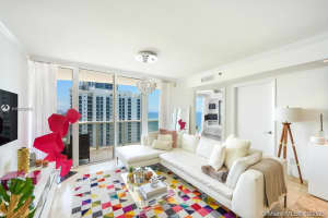 17201 Collins Ave, Sunny Isles Beach, FL 33160, Sold 02/24/21