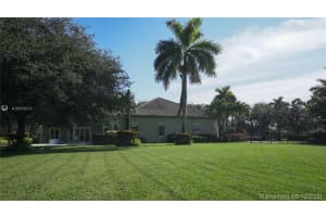 4011 Blue Grass Ln, Davie, FL 33330, Sold 03/10/21