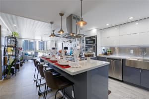 3233 NE 32nd Ave, Fort Lauderdale, FL 33308, Sold 03/18/21