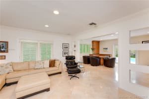1600 W 27th St, Miami Beach, FL 33140, Sold 05/03/21
