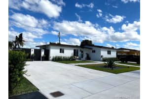17671 NW 82nd Ct, Hialeah, FL 33015, Sold 01/29/21