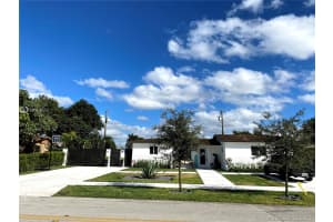 17671 NW 82nd Ct, Hialeah, FL 33015, Sold 01/29/21