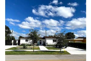 17671 NW 82nd Ct, Hialeah, FL 33015, Sold 01/29/21