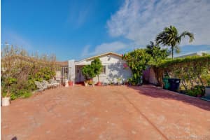 10633 SW 22nd Terrace, Miami, FL 33165, Sold 02/26/21