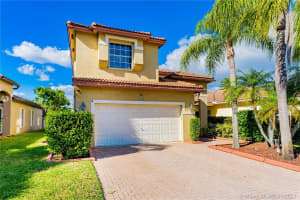 1242 NW 192nd Ln, Pembroke Pines, FL 33029, Sold 02/26/21