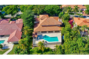 7125 Los Pinos Blvd, Coral Gables, FL 33143, Sold 05/07/21