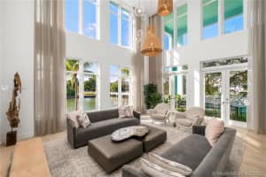 240 Ari Way, Miami Beach, FL 33141, Sold 02/16/21