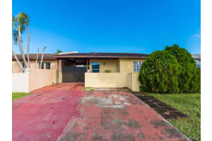 5525 NW 194th Cir Terrace, Miami Gardens, FL 33055, Sold 03/04/21