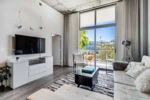 2001 Meridian Ave, Miami Beach, FL 33139, Sold 04/15/21