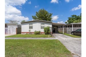 400 NW 214th Ave, Pembroke Pines, FL 33029, Sold 04/26/21