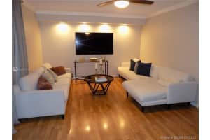 9860 NW 6th Ct, Plantation, FL 33324, Sold 02/05/21