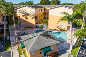 6215 SW Kendale Lakes Cir, Miami, FL 33183, Sold 05/11/21