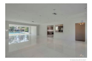 1640 Cleveland Rd, Miami Beach, FL 33141, Sold 04/08/21