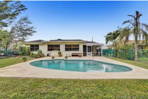 6490 NW 90th Ave, Tamarac, FL 33321, Sold 02/05/21