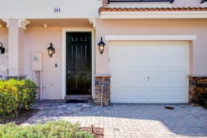 201 Las Brisas Cir, Weston, FL 33326, Sold 02/19/21