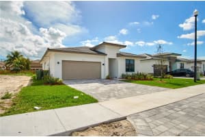 2920 SE 3rd St, Homestead, FL 33033, Sold 02/24/21