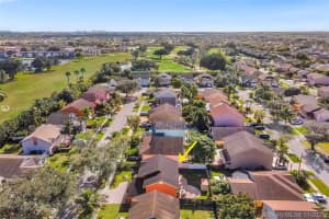 960 SW 95 Terrace, Pembroke Pines, FL 33025, Sold 03/01/21