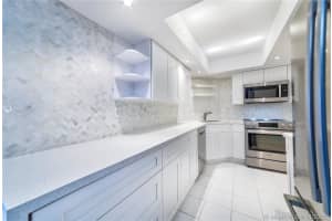 3031 N Ocean Blvd, Fort Lauderdale, FL 33308, Sold 04/02/21