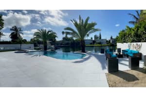 730 S Shore Dr, Miami Beach, FL 33141, Sold 02/26/21