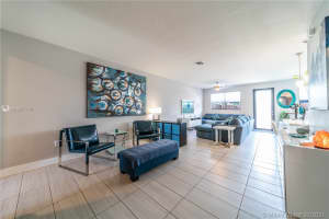 7842 NW 105th Ct, Doral, FL 33178, Sold 02/18/21