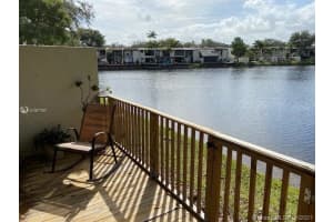 10438 SW 76th St, Miami, FL 33173, Sold 03/05/21