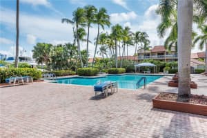 3610 Yacht Club Dr, Miami, FL 33180, Sold 03/05/21