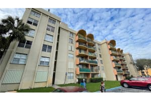 9350 Fontainebleau Blvd, Miami, FL 33172, Sold 04/27/21