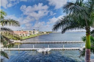 2700 N Federal Hwy, Boynton Beach, FL 33435, Sold 02/16/21