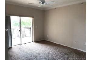 101 SW 117th Ave, Pembroke Pines, FL 33025, Sold 04/16/21