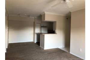 101 SW 117th Ave, Pembroke Pines, FL 33025, Sold 04/16/21