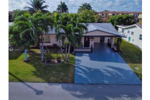 5607 NW 48th Way, Tamarac, FL 33319, Sold 03/19/21