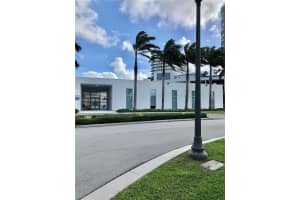 15051 Royal Oaks Ln, North Miami, FL 33181, Sold 04/14/22