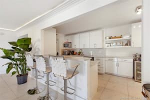 8877 Collins Ave, Surfside, FL 33154, Sold 02/23/21