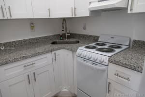 5201 NW 7th St, Miami, FL 33126, Sold 03/01/21