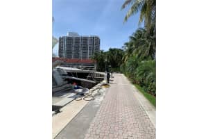 3640 Yacht Club Dr PH 01, Aventura, FL 33180, Sold 09/01/21