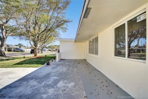 5071 SW 94th Way, Cooper City, FL 33328, Sold 03/19/21